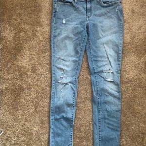 Levi’s skinny medium wash jeans